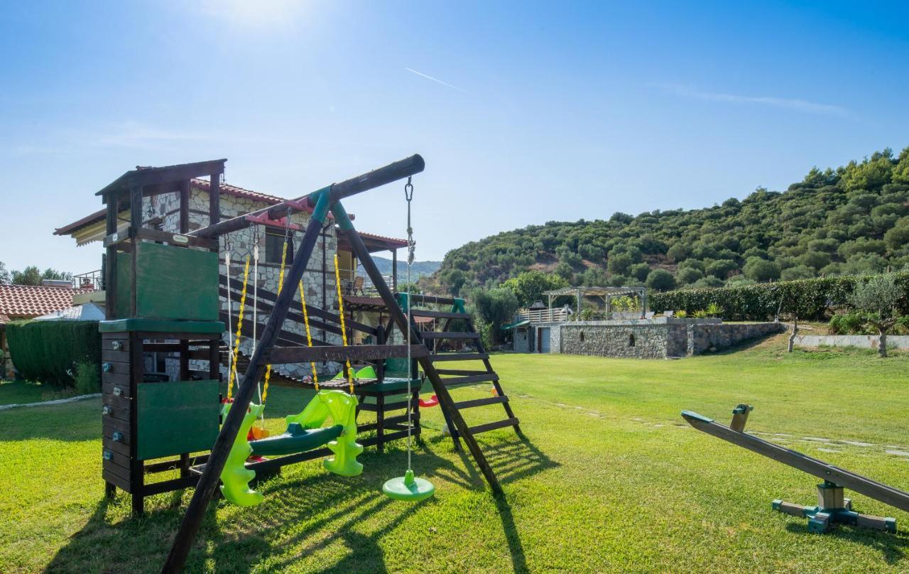 Niriides Hotel Porto Koufo Exterior photo